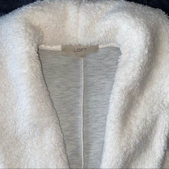 LOFT Sherpa Open Front Vest Shawl Collar White - Picture 4 of 4